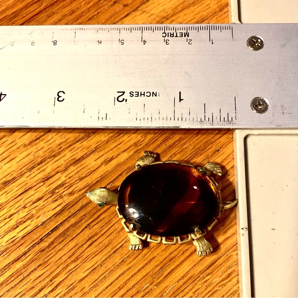 Vintage Brooch: High Quality Amber, Green-Stone & Gold Turtle - Picture 2 of 8
